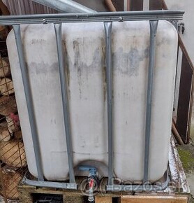 Nádrž na vodu 1000 L