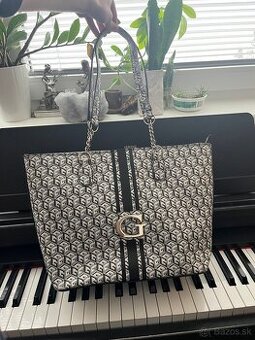 Guess originál kabelka málo nosená