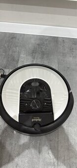 iRobot Roomba i7 Light Grey