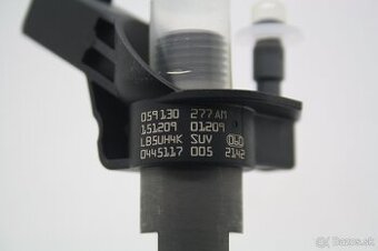 Trysky VW AUDI 3.0 TDI 059130277AM 0445117005