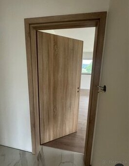 Interiérové dvere dub sonoma so zarubnou nové