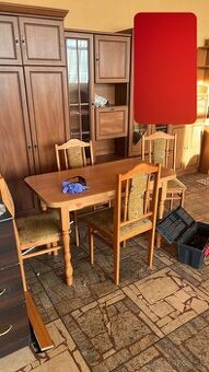 Jedálenský set rostahovaci 4x stoličky