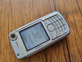 Nokia 6681 - RETRO