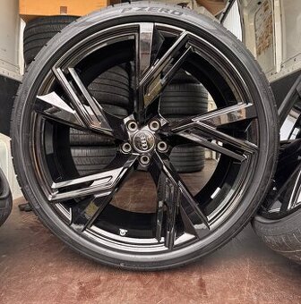 ORIG.AUDI RS6 R22.AUDI RS7 R22 285/30/22.AUDI SQ8 Q8 R22 NEW