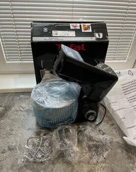 Nový kuchynský robot Tefal QB15E838 Masterchef Essential Equ