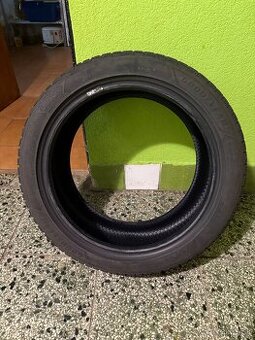 Zimne pneu 225/45R17