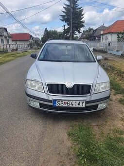 Predam skoda oktavia 2