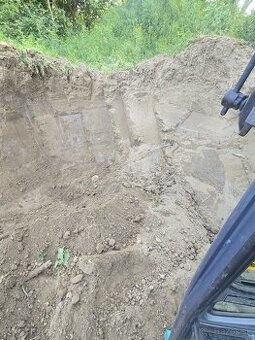 Zemina na predaj aj s dovozom