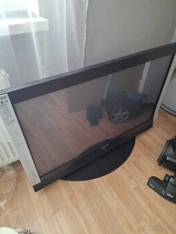 Predam televizor plazmu samsung 42