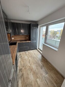 Nový 3 Izbový byt s balkónom 82m2 - V. V. Majakovského