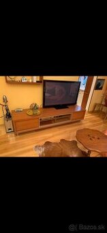 TV skrinka