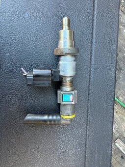 Piaty vstrekovač FAP DPF filtra H8200769153 na Renault