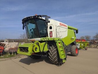 Claas Lexion 660