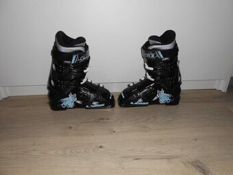 Predam v peknom stave lyziarky znacky LANGE