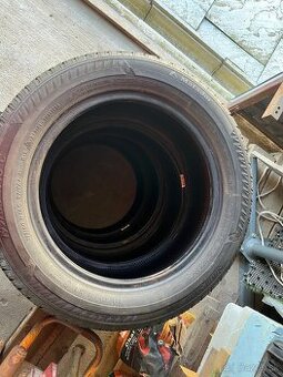 195/60 R16C 99/97t zimné