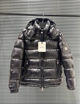 Moncler Bunda