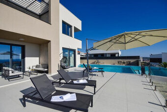 Chorvátsko-Luxusná vila s bazénom a výhľadom na more - 1