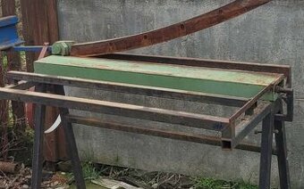 Nožnice na plech pákové