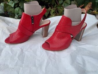 Dámske lodičky KORDA, veľ. 39, NOVÉ