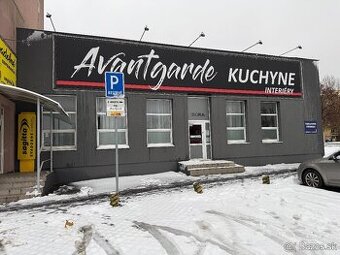 Na prenájom obchodný priestor 266,5m 2  - Voľný ihned