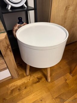 Konferenčný stolik