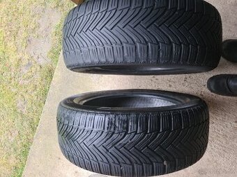 Predám zimné pneu 215/55r17