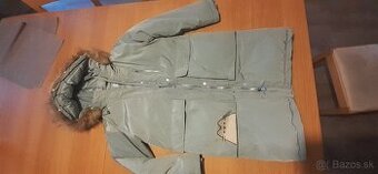 dievcenska bunda ako nova