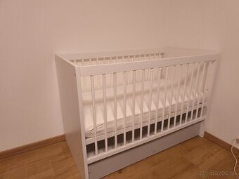 Postieľka s perinakom