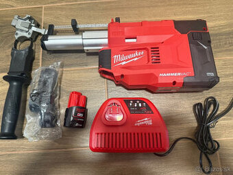Milwaukee M12 odsávanie prachu L-trieda + 2Ah + nabíjačka