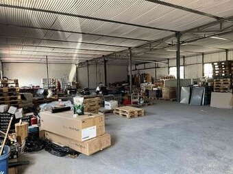 Prenájom sklad. a prevádz.priestorov v centre s park.miestom