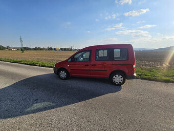 Volkswagen caddy 1,6 benzin 2007