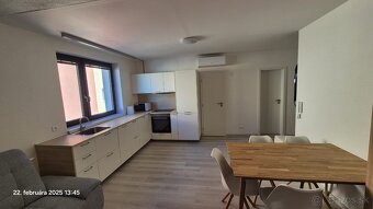 Prenájom 2 izbového bytu v novostavbe, v centre mesta.
