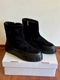 ČLENKOVÉ ČIŽMY zn.GANT č.40 vnútro 100% ovčia vlna