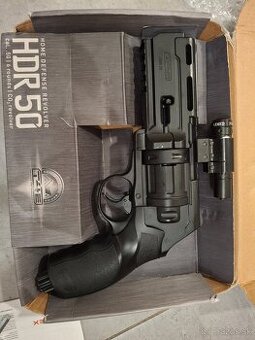 Umarex CO2 revolver