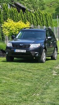 Predám Subaru Forester 2.0 benzin r.v.2011
