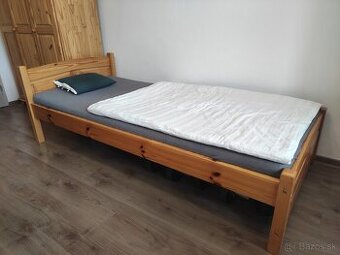 Kvalitná jednolôžková posteľ z masívu