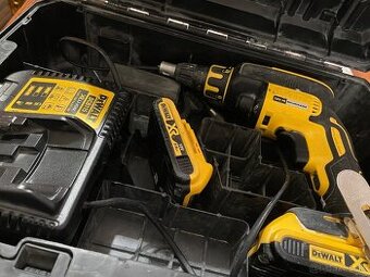 Aku dewalt na sadrokarton 18V