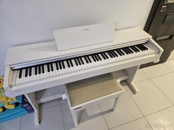 Piano Yamaha