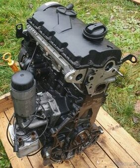 Holomotor 1.9tdi 96kw AVF / AWX