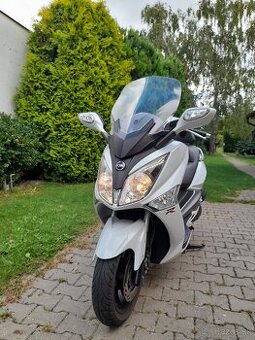 Predám skúter SYM JOYMAX i ABS
