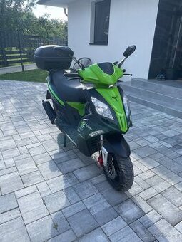 Predám Skuter 125