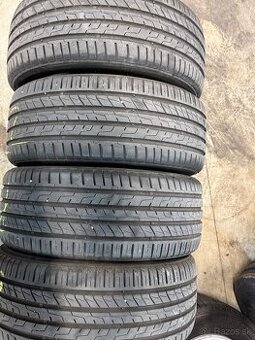 225/45R17