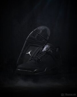 🛑 35% OFF 🔥 Air Jordan 4 “Black Cat” – úplne nové 🖤🐾