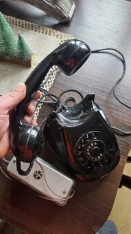 Retro telefón