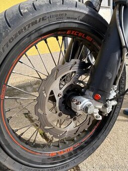 Motard kolesa 17
