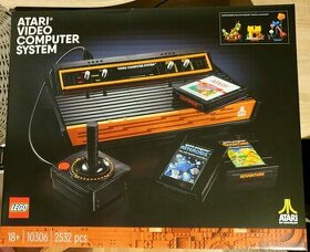 LEGO® Icons 10306 Atari 2600.