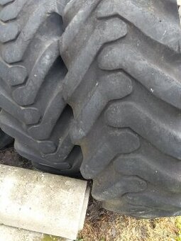 Traktor, Zetor nakladač, pneumatiky , Hon