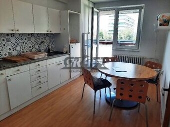 2-izb. priestranný byt Košická ul. v Bratislava NIVY