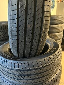 205/55R16 94V Michelin