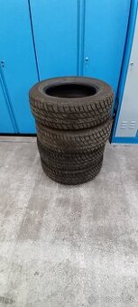 215/65 R16